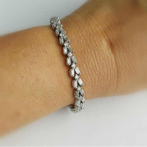 Cz tennis bracelet in silver - Picture 2 of 3
